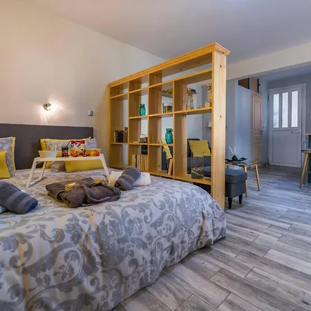 Jasmine - At The Heard Of Old Town Apartment Chania (Crete)